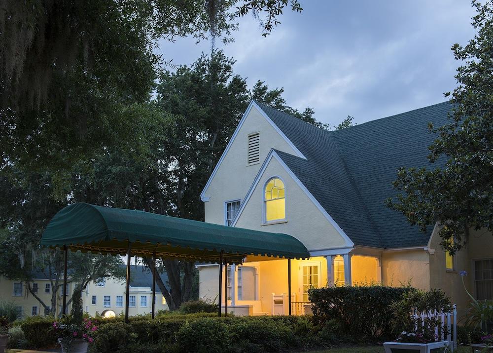 Lakeside Inn On Lake Dora 마운트도라 외부 사진