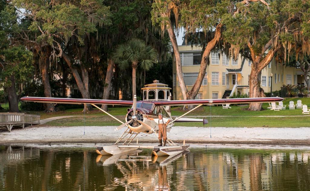 Lakeside Inn On Lake Dora 마운트도라 외부 사진